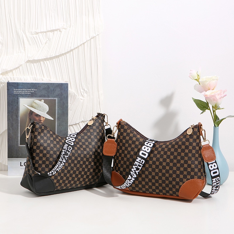 Printed Messenger Bag 2023 Ladies Crossbody Handbag Large Capacity Foreign Trade Bucket Purse Fashionable Versatile Shoulder Bag